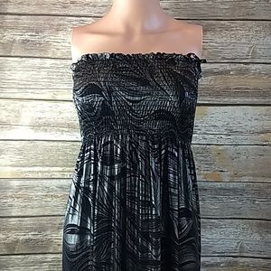NWT Black & Silver Strapless Maxi Dress